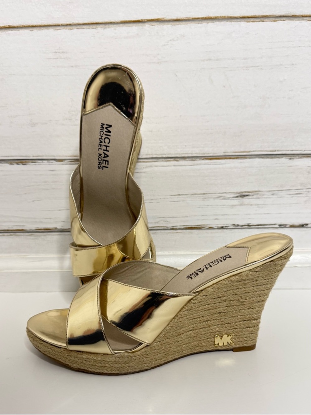 Michael Kors Gold Espadrille Wedge Sandals Size 9.5 Metallic Slip On MK Logo